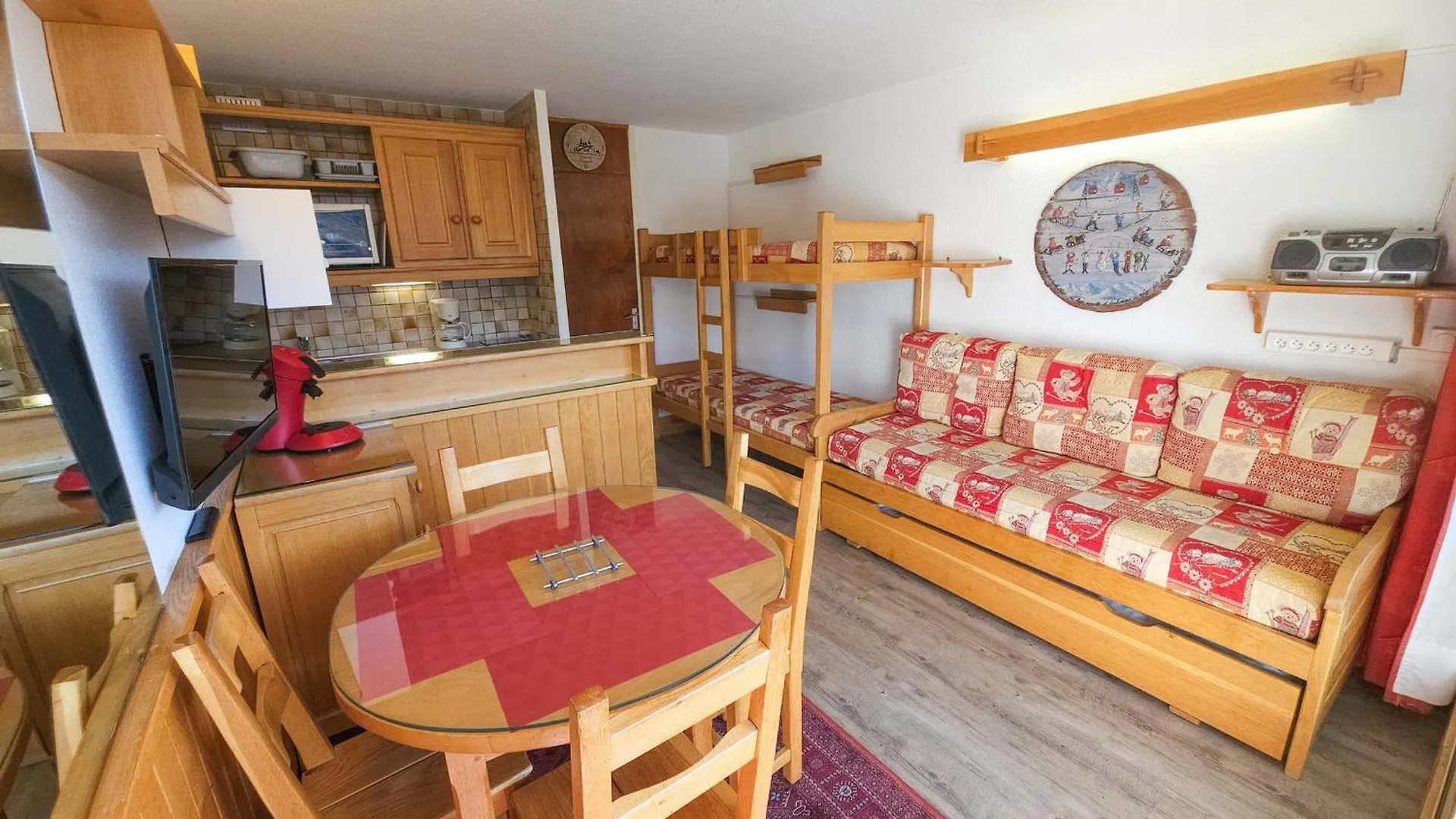 Apartment Studio Skis Aux Pieds Aux Menuires Pour 3 Personnes, Balcon Et Casier A Skis - Fr-1-452-3 Saint-Martin-de-Belleville