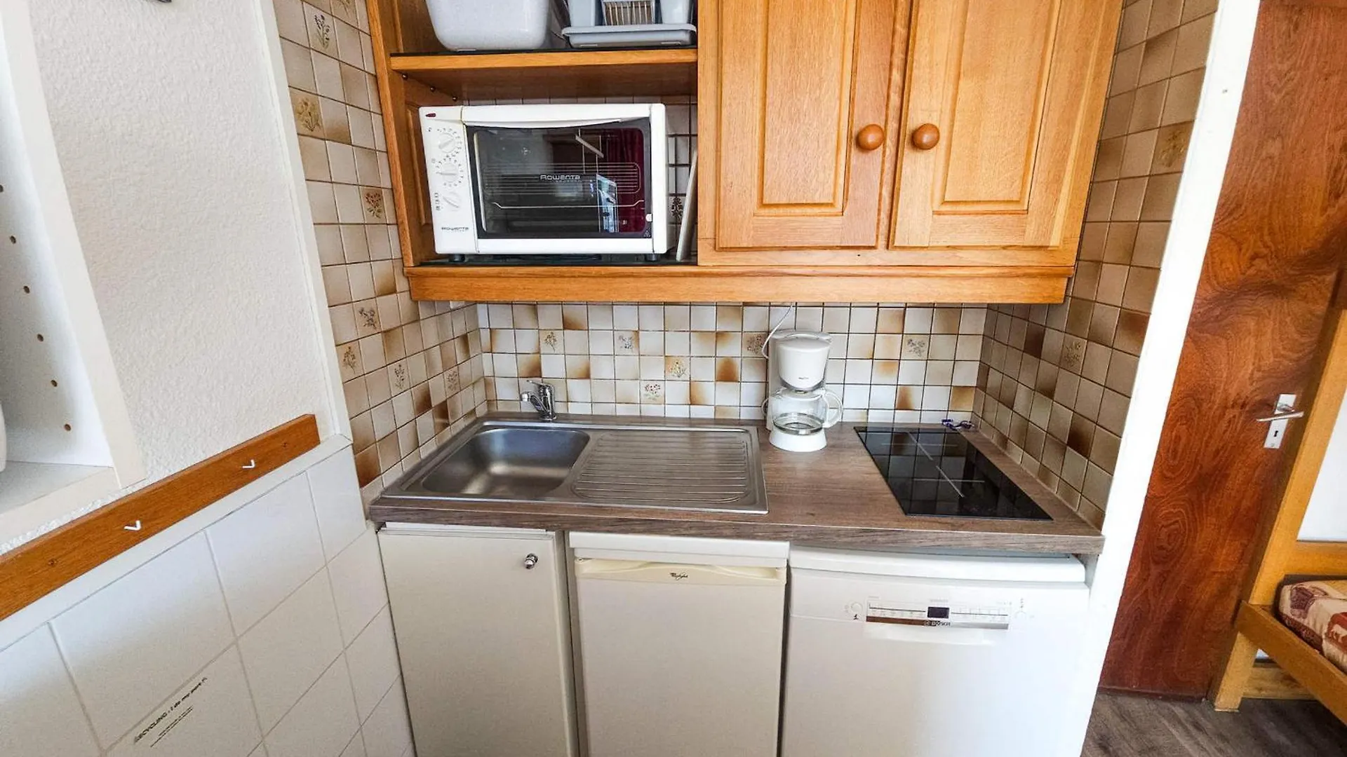 Studio Skis Aux Pieds Aux Menuires Pour 3 Personnes, Balcon Et Casier A Skis - Fr-1-452-3 Saint-Martin-de-Belleville 0*,  France